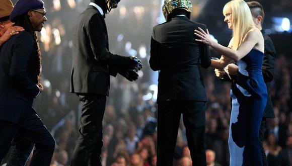 Daft Punk gana el 'Grammy' de mejor grabación del año