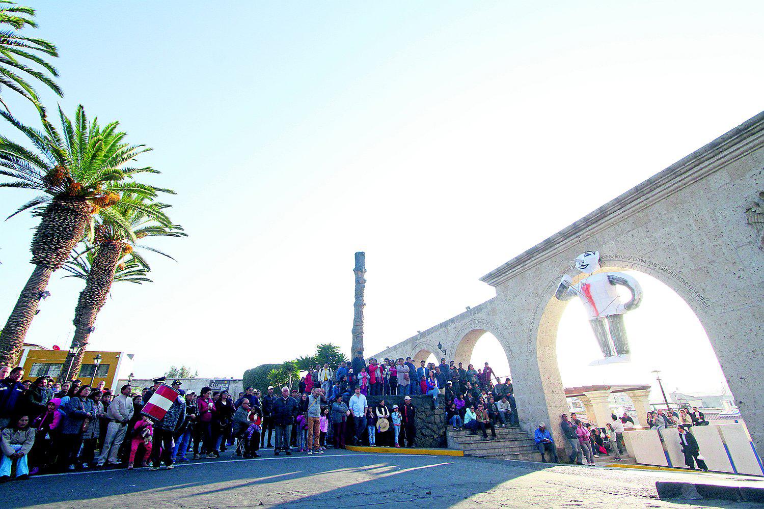 Testamento de Judas por radio y Facebook 