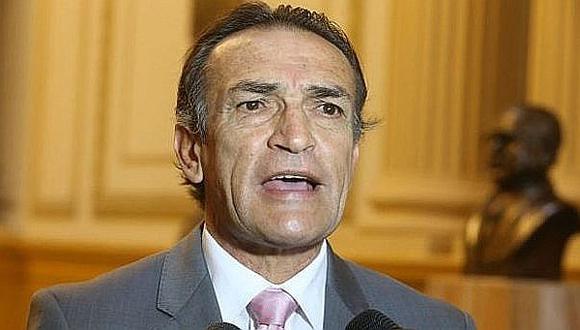 ​Héctor Becerril anuncia que se retira de la política (VIDEO)
