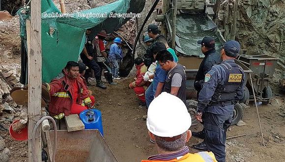 ​Mineros sepultados: Suspendieron búsqueda de cuerpos por dos días