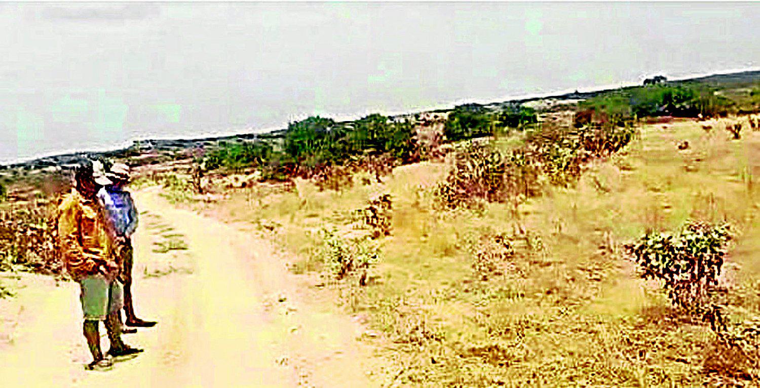 Denuncian tráfico de terrenos en la vía Piura-Paita