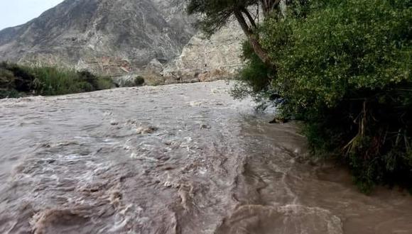Aumenta caudal del río Pisco sube a 100 metros cúbicos