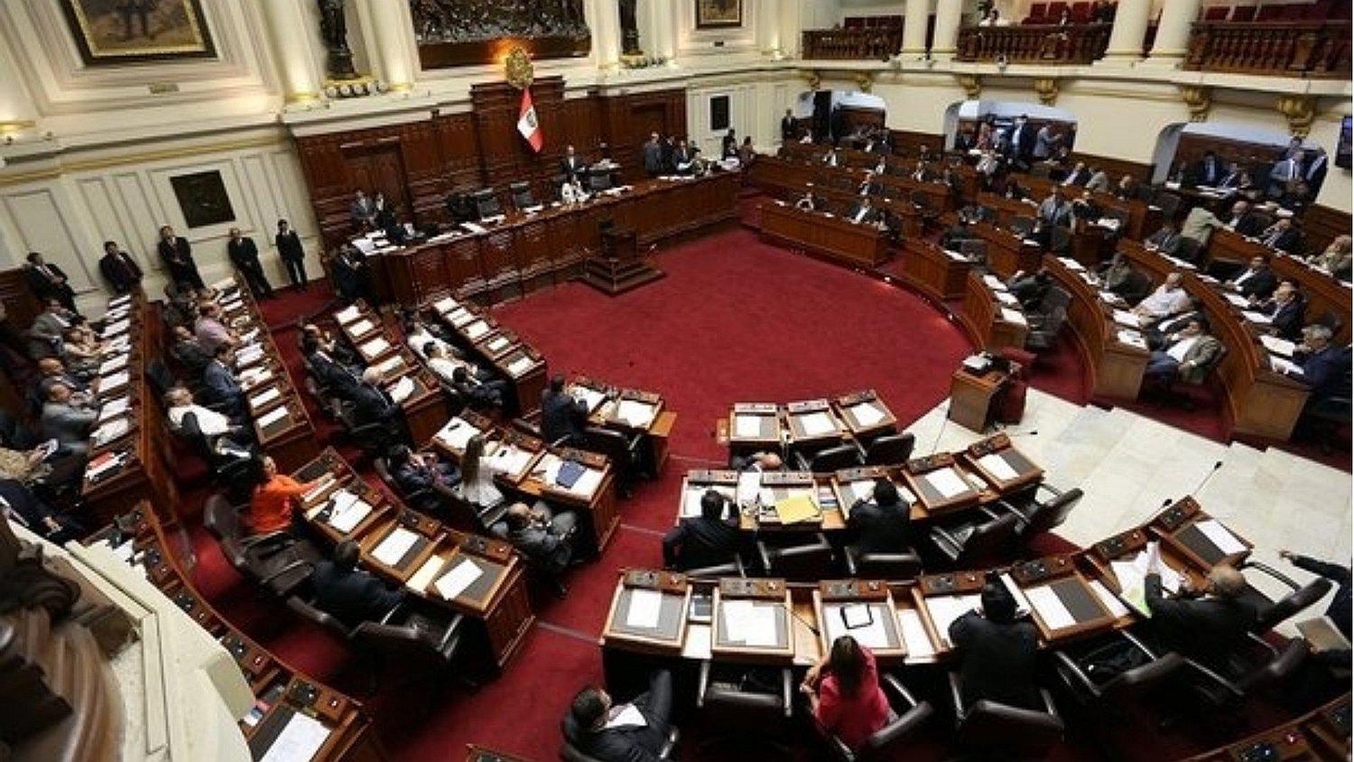 Estos son los congresistas con más años en el Parlamento que no serían reelegidos