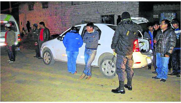 ​Esta vez en Huancavelica: Confunden a taxista y funcionaria de Juntos  con "pishtacos"