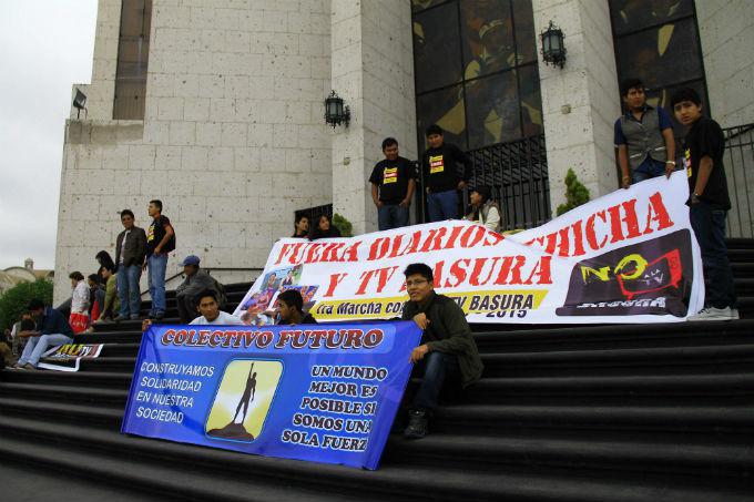 Familias de Arequipa exigen al Gobierno regular y censurar la denominada 'Tv basura'