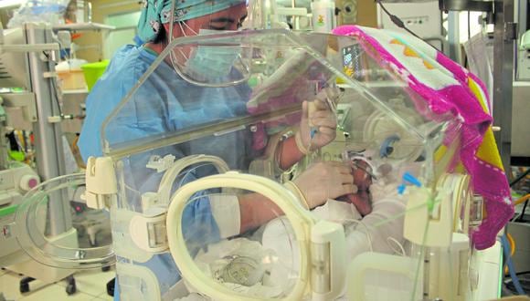 Bebés prematuros han copado cuneros en hospital El Carmen de Huancayo