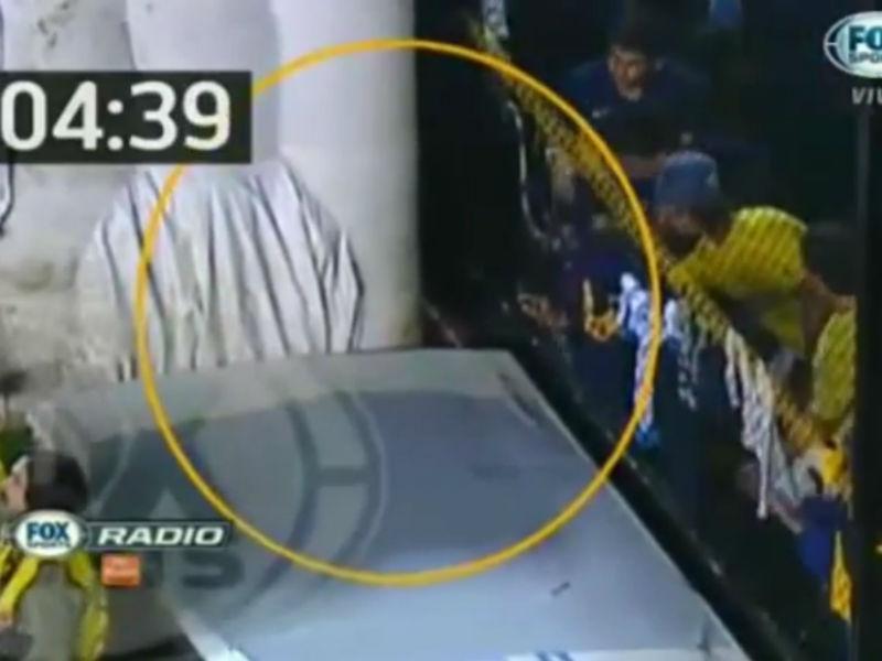 Identifican a hincha de Boca que arrojó gas a jugadores de River