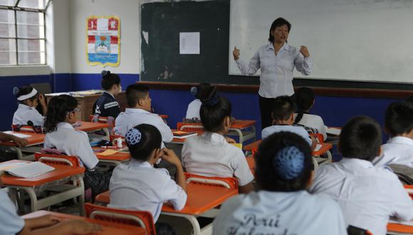 Vizcarra destacó también la labor que vienen ejerciendo los maestros que ahora se han adoptado a la modalidad de educación remota debido a la pandemia por el coronavirus. (Foto: GEC)