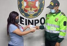 Tacna: Policía devuelve monedero con dinero hallado en centro comercial