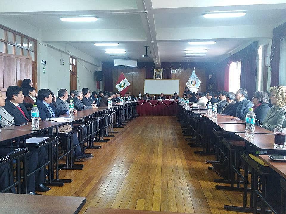 Universidad Andina ya cuenta con rector y vicerrectores interinos