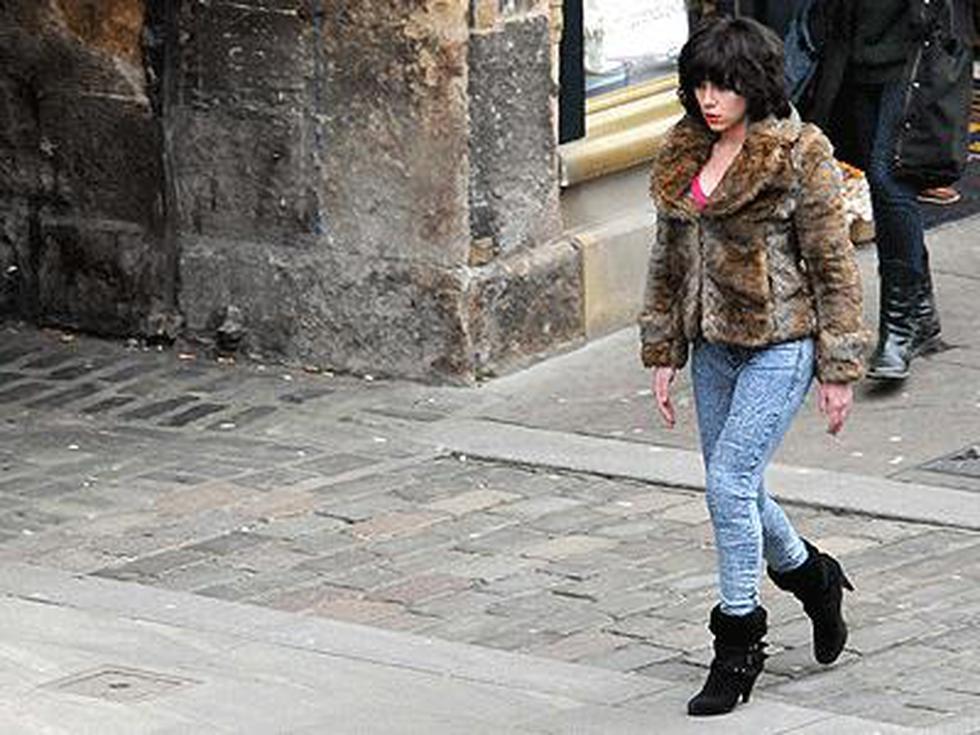 Memes por la caída de Scarlett Johansson se viralizan en la red (Fotos)