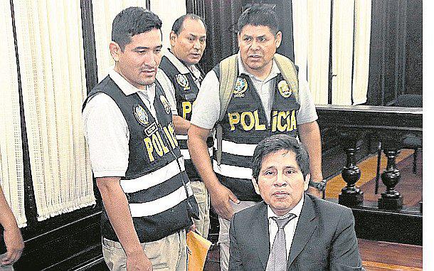 Encarcelan a fiscal superior implicado en caso “Corchines”