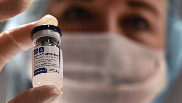 Nicolás Maduro que Venezuela estaría “en condiciones” para iniciar un proceso de vacunación masivo a partir de abril. (Foto: Alexander NEMENOV / AFP)