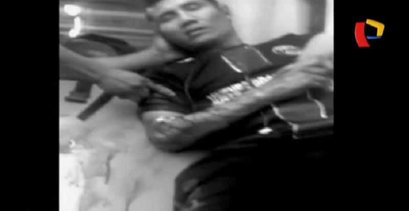 ​Metropolitano: Sujeto resulta herido y se desangra al quedar atrapado en bus (VIDEO)