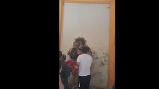 Deslizamiento en La Libertad: Personas realizan forado con comba para rescatar a atrapados (VIDEO)