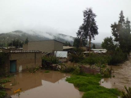 Huancavelica: Desborde de río arrasa con casas de cinco distritos de Tayacaja