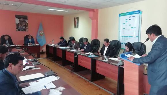 Tensión en Concejo Provincial de Huamanga al debatir la firma de un convenio