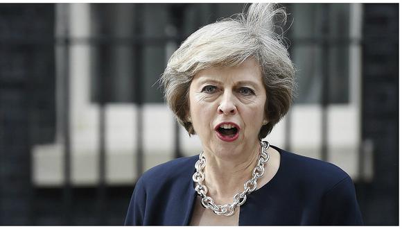 Theresa May pide a los líderes europeos tiempo para negociar el "brexit" (VIDEO)