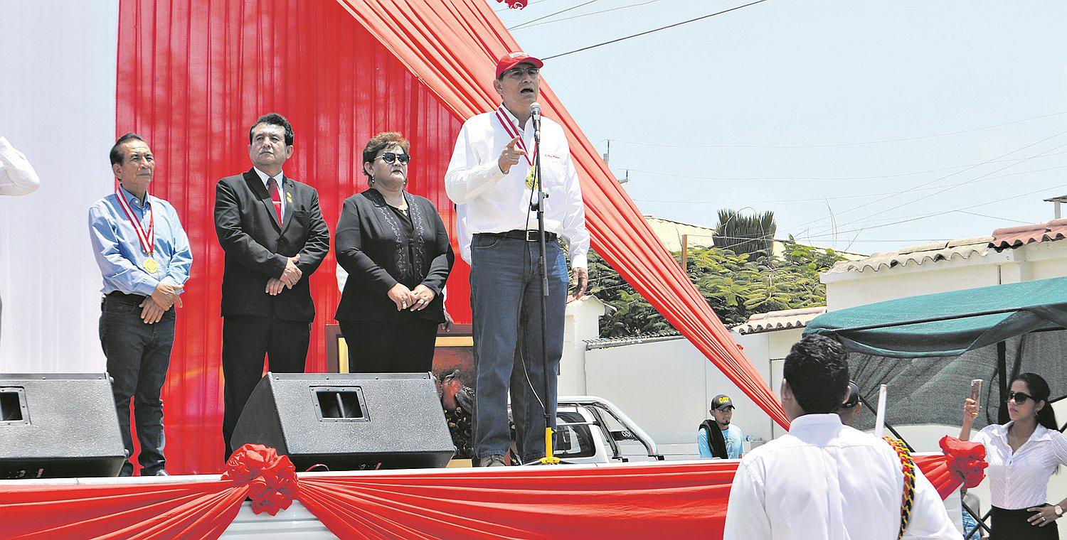 El Presidente Martín Vizcarra anuncia que la empresa Atusa no va más en Tumbes