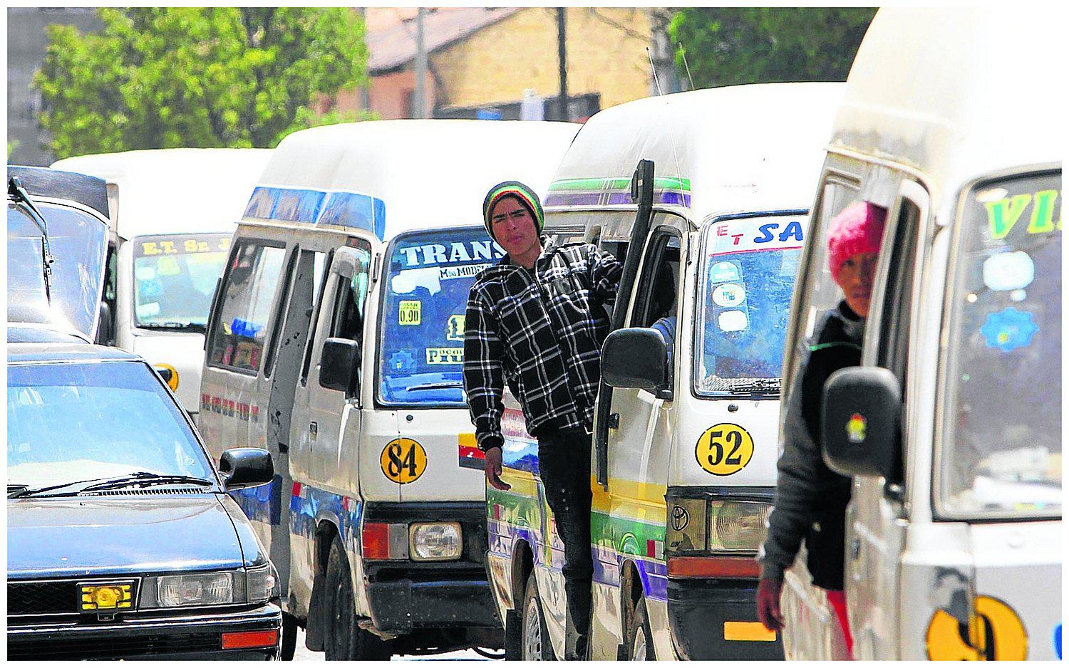 ​No descartan alza de pasajes por incremento de ISC en combustibles 