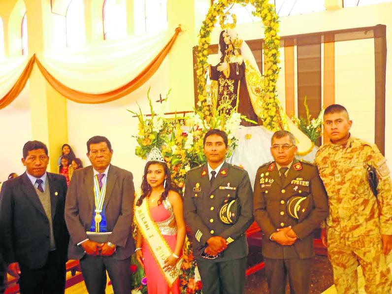 Pobladores de Camaná festejan a Virgen del Carmen con devoción