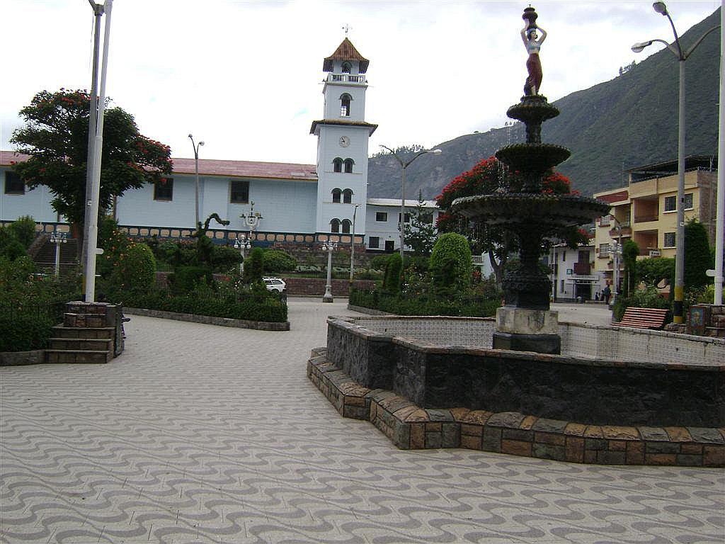 Piura: Roban las limosnas  de iglesia en Huancabamba mientras los feligreses se divertían 