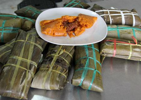 Tamales de quinua, kiwicha, maíz morado y pisco sour en Mistura 2012