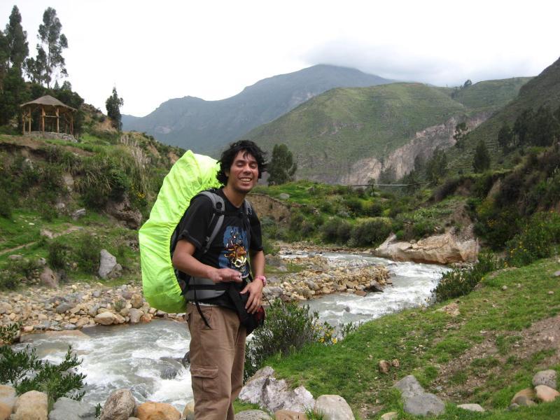 Cuerpo de Ciro Castillo llega hoy a Lima