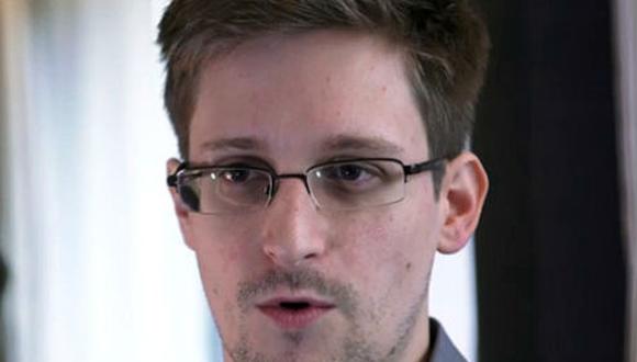 Edward Snowden encuentra trabajo en portal web de Rusia