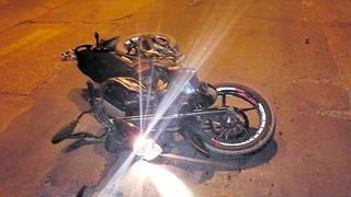 Policía fallece tras impactar su motocicleta con un auto en Huancayo