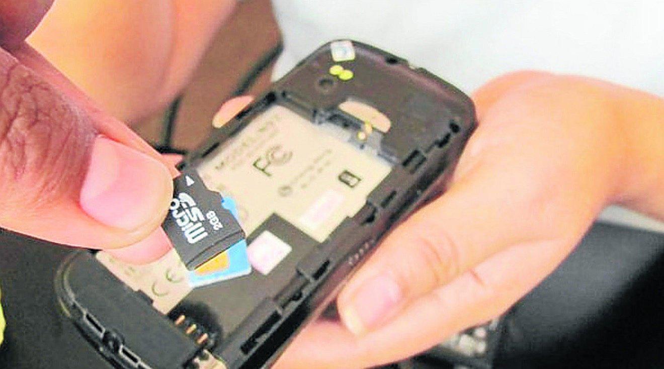 Intervenidas con celulares en el penal de Piura 