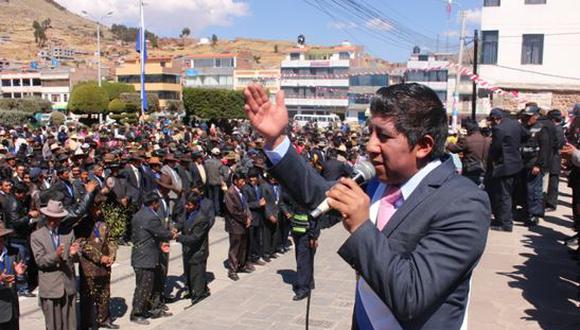 Juramentan 45 alcaldes de centros poblados de Chucuito