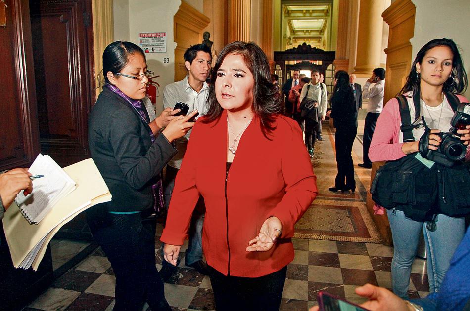 Ana Jara: “Fue un error político” que Nadine Heredia negara sus agendas