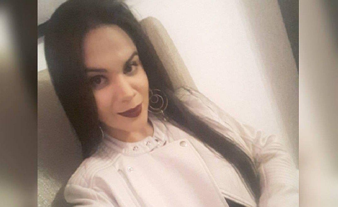 Richard Acuña contrató como auxiliar del Congreso a joven sin título profesional y amiga de su familia