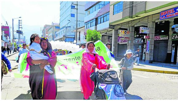 ​Con marcha instituciones de Huancayo celebran el Día de la Familia