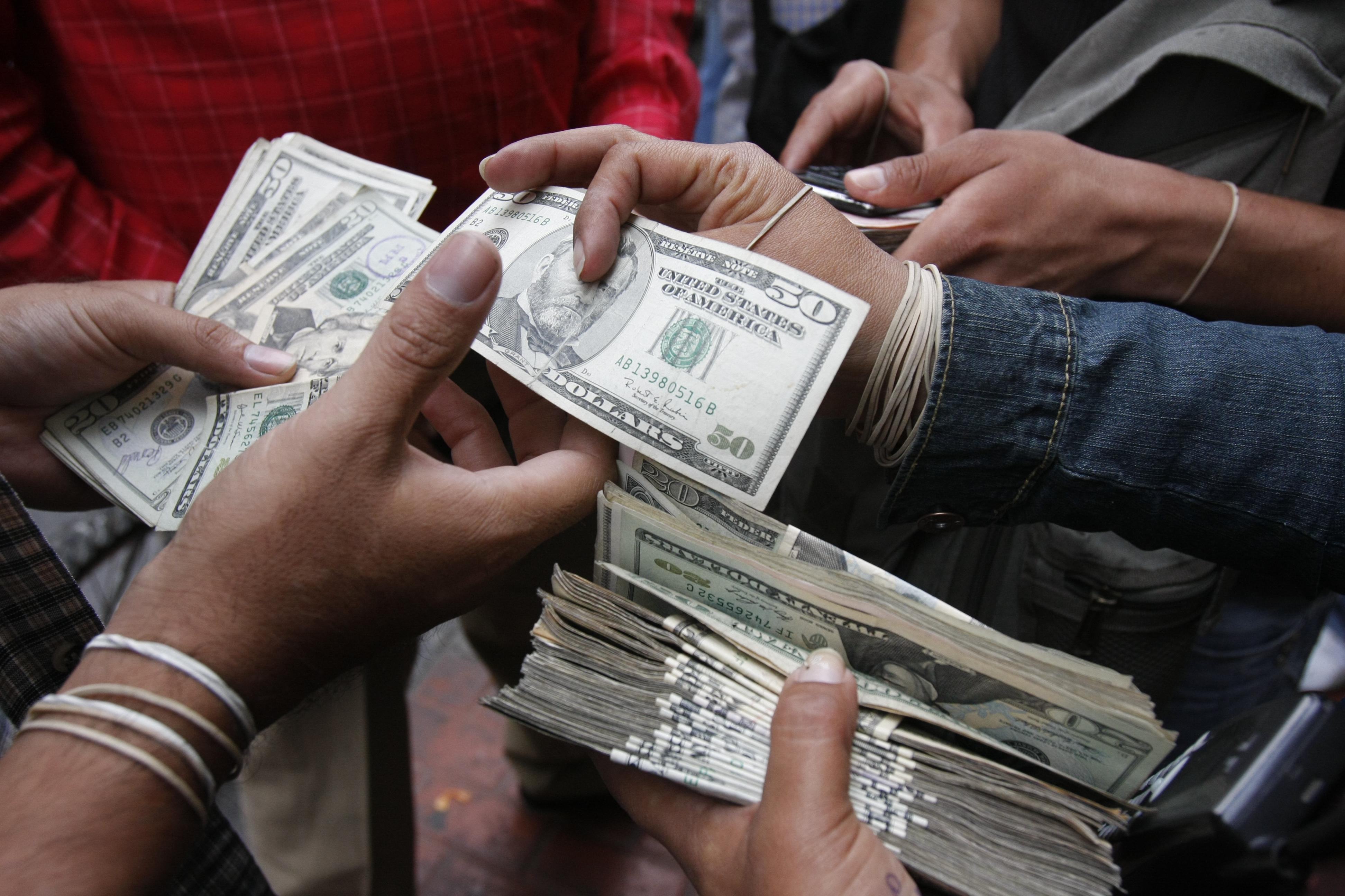 El dólar abrió la semana al alza. (Foto: GEC)