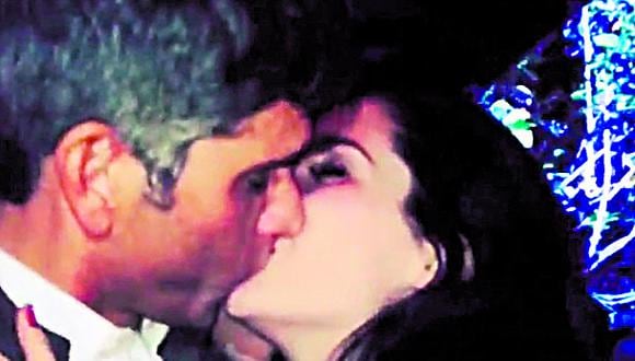 Christian Meier besa con pasión a Ariadne Díaz (VIDEO)