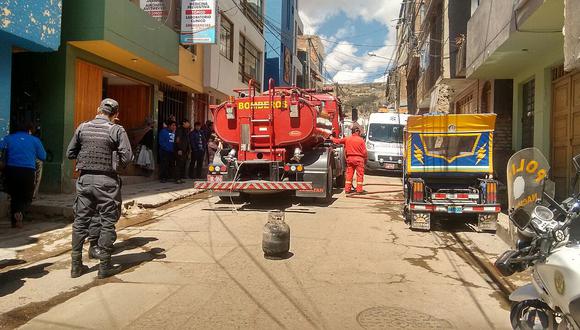 Mascotas se salvan de morir durante un incendio en la ciudad de Puno (VIDEO)