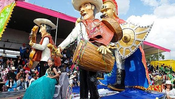 Carnaval de Cajamarca da inicio a su mayor celebración con el Ño Carnavalón (FOTOS y VIDEO)