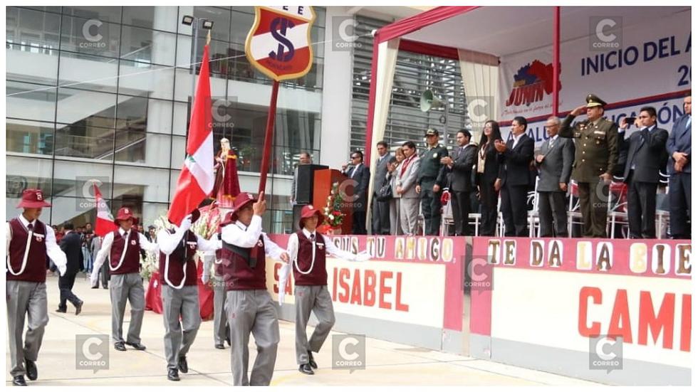 En Junín dan inicio al año escolar 2019 con ceremonia en emblemático Santa Isabel (FOTOS)