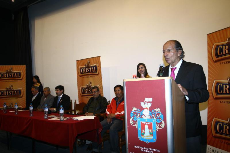 Carrera pedestre "Cristal Tour Perú 2012" este domingo en Arequipa