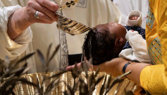 El bautizo es un rito de adopción y admisión al cristianismo casi invariablemente asociado con el uso de agua. (Foto: Difusión)