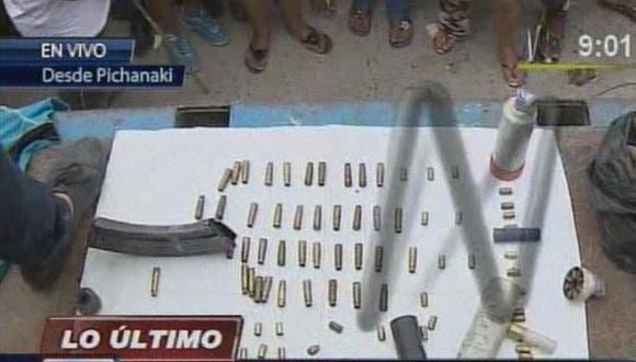 Pichanaki: Población recibe a ministros exhibiendo municiones que lanzó la policía