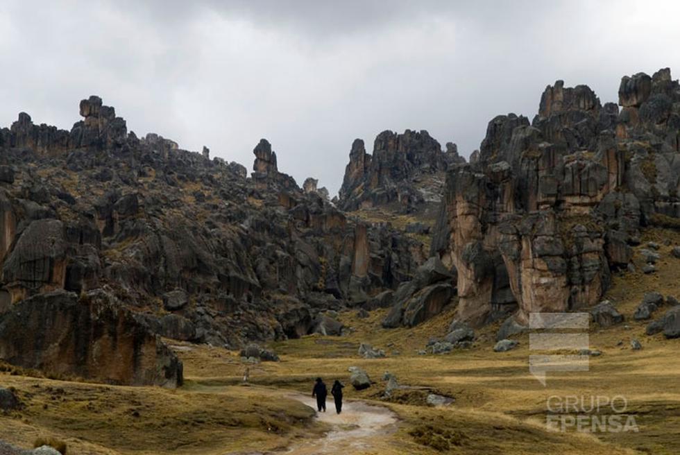 El guardián de las piedras en Cerro de Pasco 