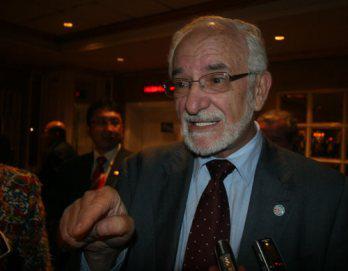 Brack: "Es una vergüenza importar autos usados"