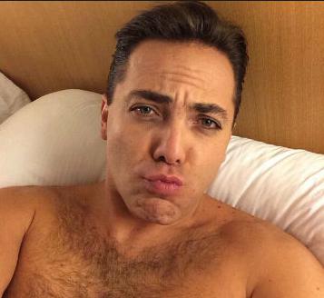 Cantante Cristian Castro se declara lesbiana
