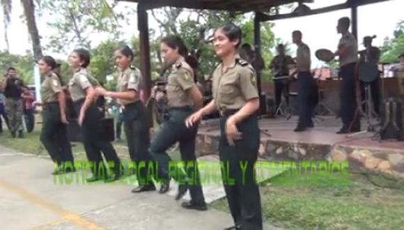 ​Facebook: orquesta de la PNP sorprende a usuarios bailando y cantando cumbia (VIDEO)