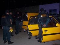 Policía vestido de civil balea a tres delincuentes