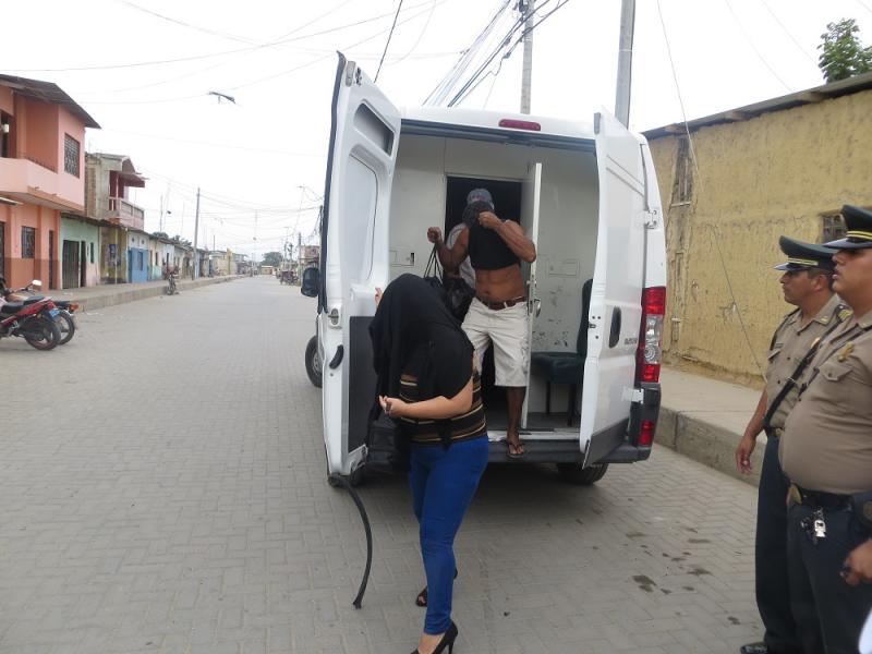 Municipalidad de Tumbes cerró  burdel 'La Gallina' 