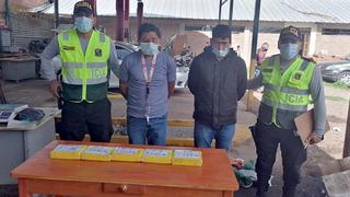 Trasladaban cinco ‘ladrillos’ de cocaína en vehículo particular en Cusco (FOTOS)